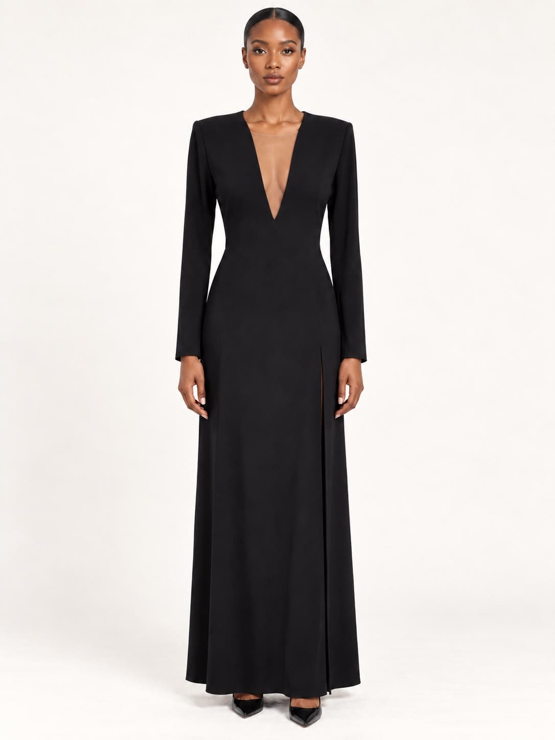 Decollete Noir Gown